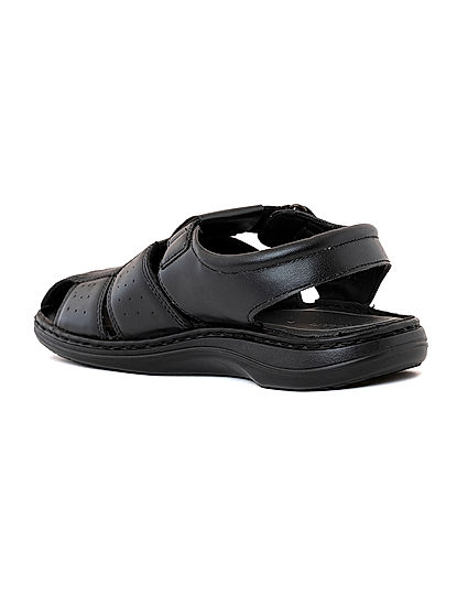 The best men s floater sandals now available at Khadim