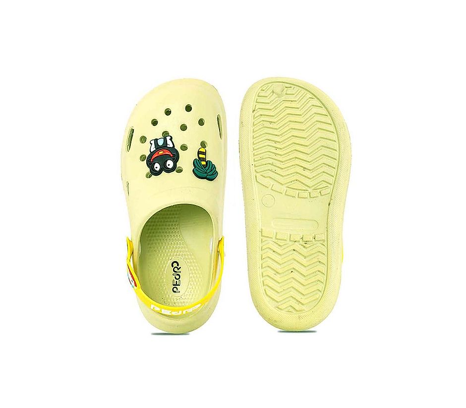 KHADIM Pedro Green Washable Clog Sandal for Boys - 4-7.5 yrs (4132277)