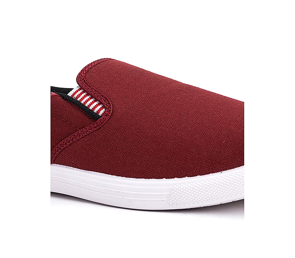 Pro Maroon Casual Canvas Shoe for Men