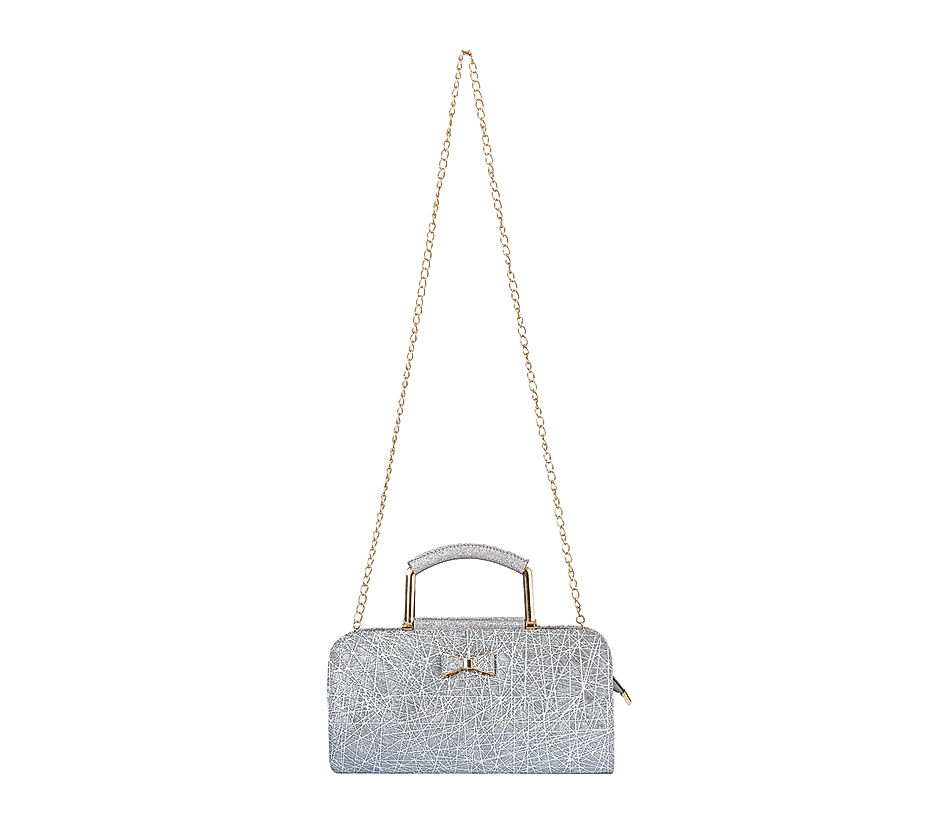 Vintage Silver Evening Bag Clutch Handbag, Silvet taxture Front Accent,  Silver Metallic Mid Century Purse in Wayanad at best price by Shubham's  Zari Gota Emporium - Justdial