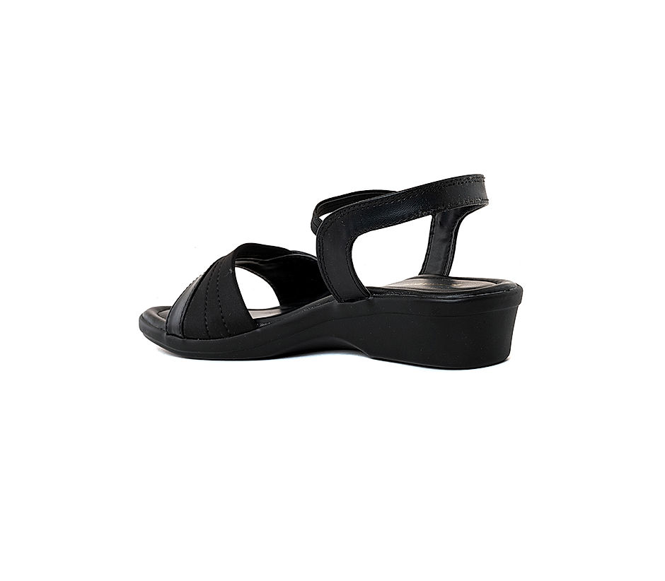 Teem Wedge Sandals | GUESS Factory