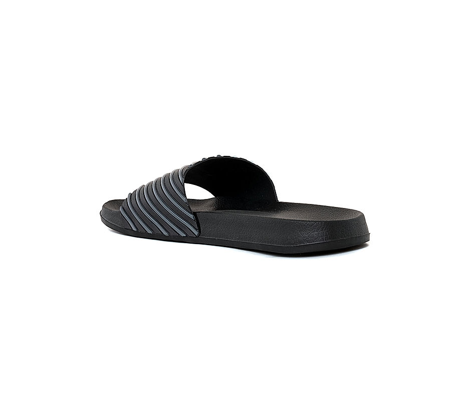 Black slipper online slides