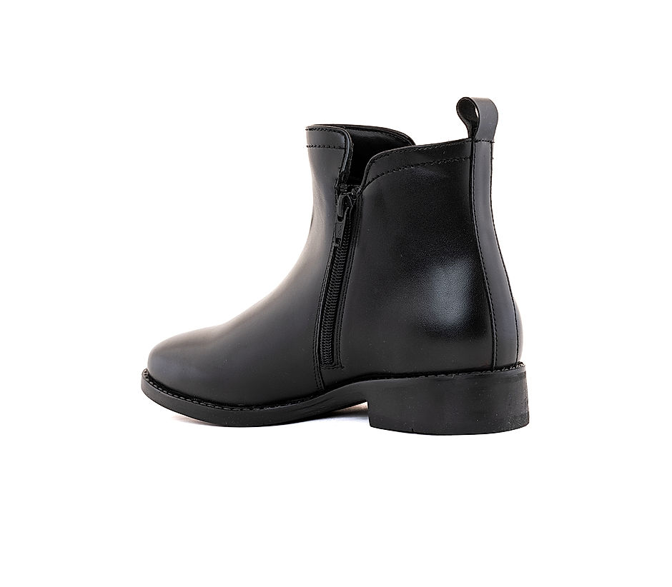 Buy Shuz Touch Black Ankle-Length Block Heel Boots Online